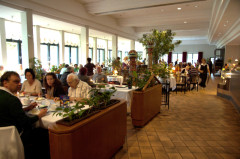 Der Restaurant-Bereich mit seinen über 100 Plätzen